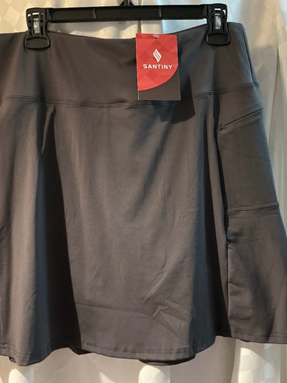 Santiny skort NWT, size large
